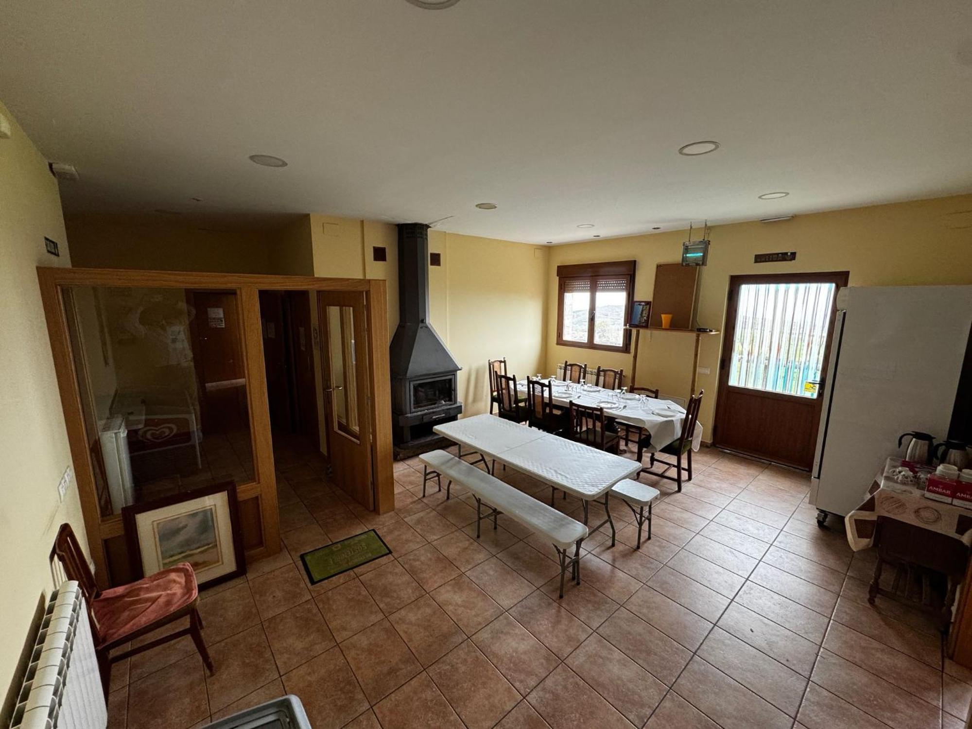 Albergue De Peregrino Cruz De Fierro Foncebadon Esterno foto